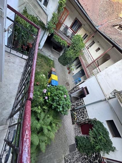 Garsonieră decomandată în Central