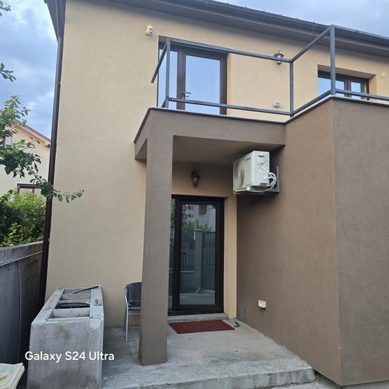 Casă cu 4 camere în Năvodari Tabără