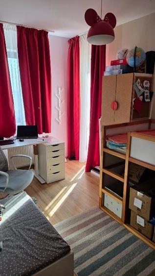 Apartament cu 4 camere decomandat, mobilat în Tineretului