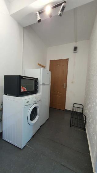 Garsonieră decomandată în Complex Studențesc