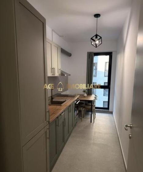 Apartament cu 2 camere decomandat, mobilat în Splaiul Independenței