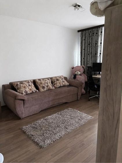 Apartament cu 2 camere decomandat, mobilat în Progresul
