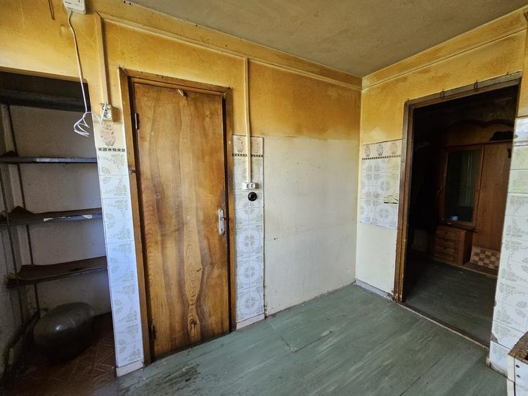 Apartament cu 3 camere în Lujerului