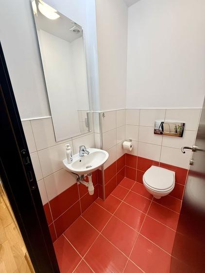 Apartament cu 3 camere decomandat, mobilat în Băneasa