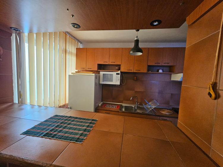 Apartament cu 3 camere decomandat în Piața Unirii