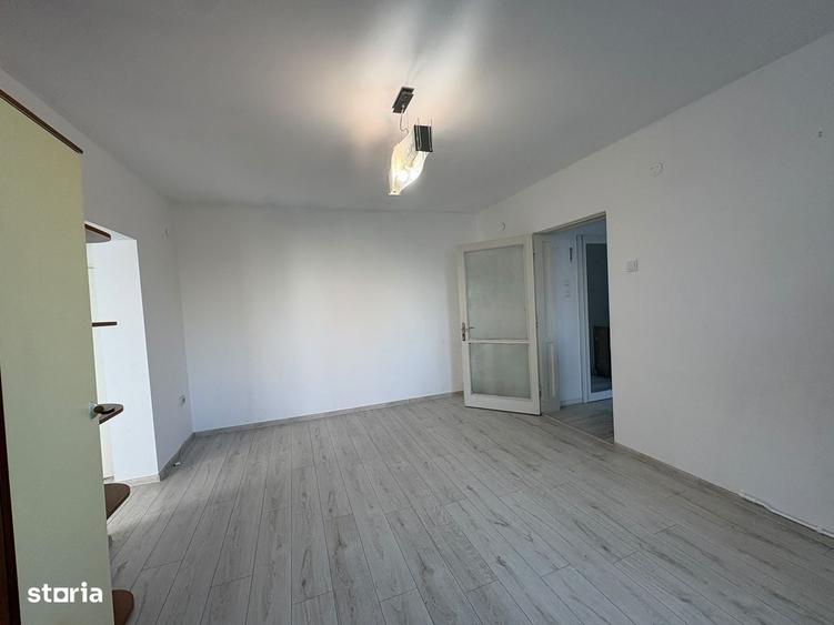 Apartament cu 2 camere în Tractorul
