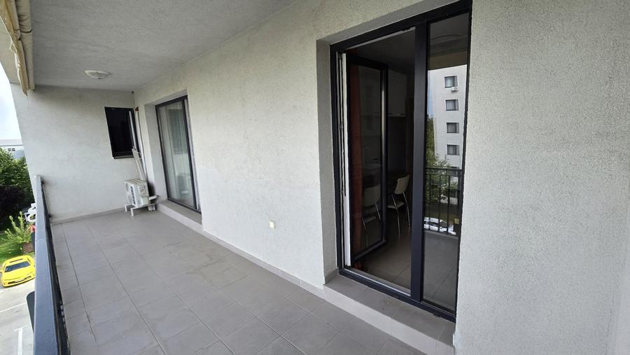 Apartament cu 4 camere decomandat, mobilat în Otopeni