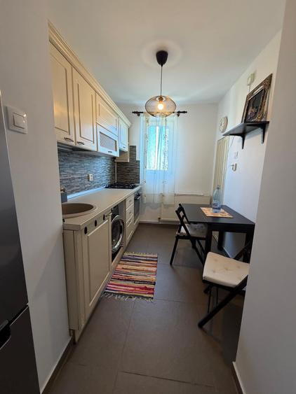Apartament cu 2 camere decomandat în Dristor