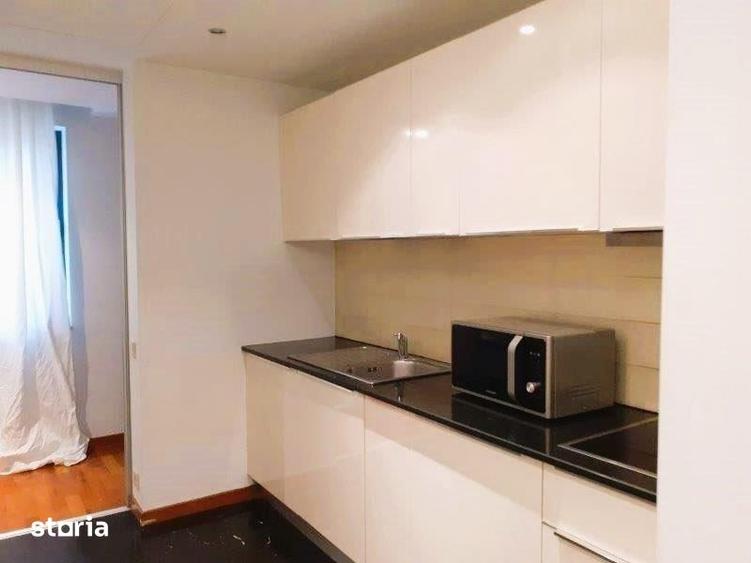 Apartament cu 3 camere decomandat, mobilat în Băneasa