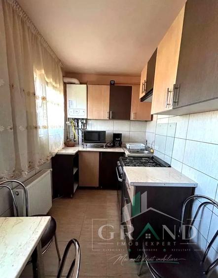 Apartament cu 2 camere decomandat, mobilat în Iris