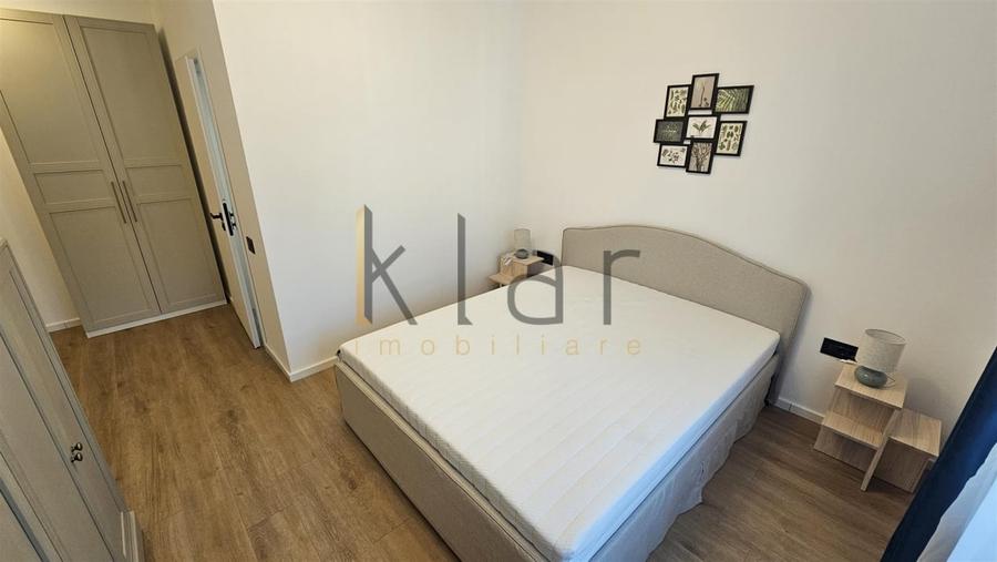 Apartament cu 3 camere semidecomandat, mobilat în Semicentral