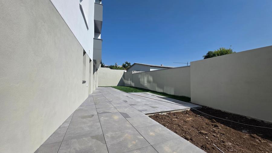 Apartament cu 4 camere decomandat în Timpuri Noi