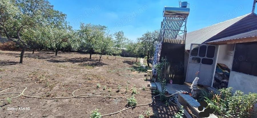 Casă cu 3 camere cu Teren 780 Mp în Troianul