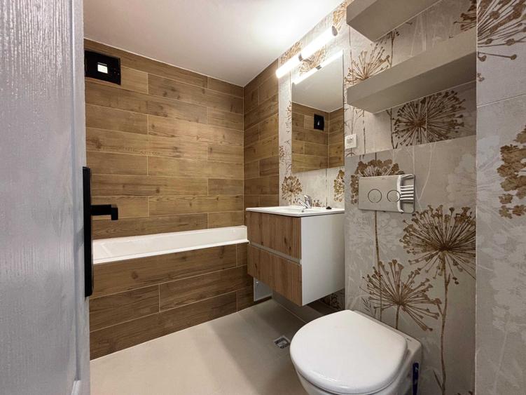 Apartament cu 3 camere decomandat în Mărăști