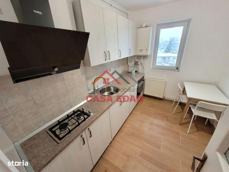 Ap 2 cam in Campina str 1 Mai--300e - 1