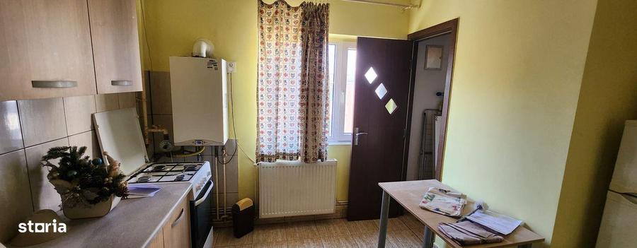 Apartament cu 2 camere semidecomandat în Bartolomeu