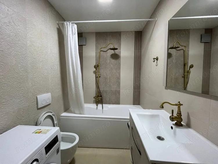 Garsonieră decomandată în Central