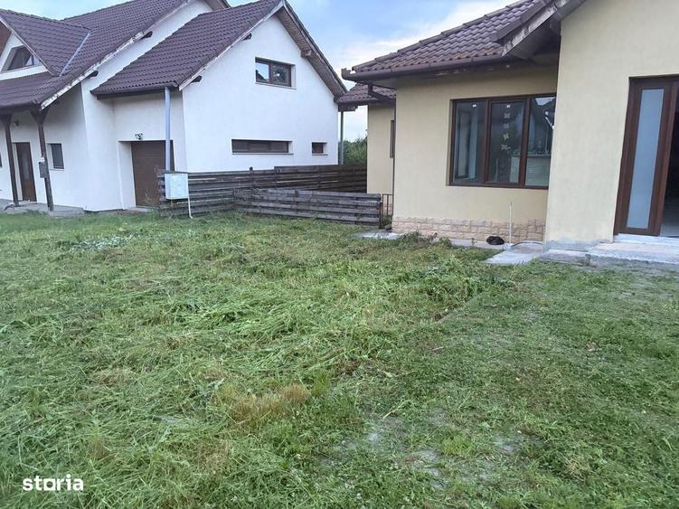 Casă cu 3 camere cu Teren 700 Mp în Jucu
