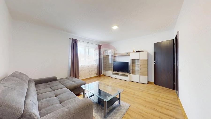 Apartament cu 2 camere decomandat în Sânpetru