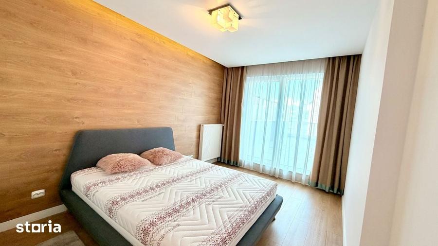 Apartament cu 3 camere în Plopilor
