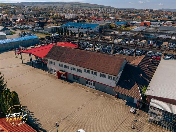 Teren Construcții intravilan de 2721 mp, în Central