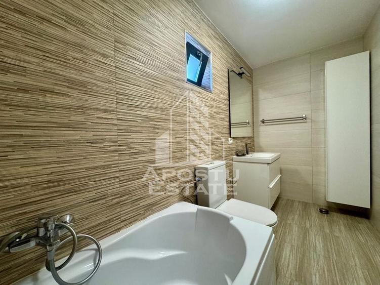 Casă cu 4 camere cu Canalizare în Lipovei