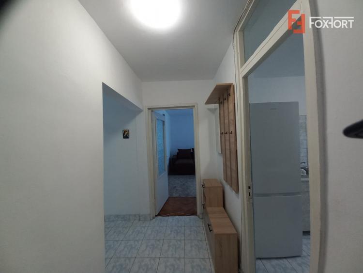 Apartament cu 3 camere decomandat, mobilat în Dorobanților