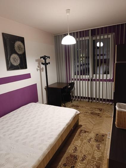 Apartament cu 4 camere decomandat în Bălcescu