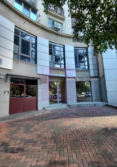 Spațiu comercial, de 78.790000915527 mp, în Unirii