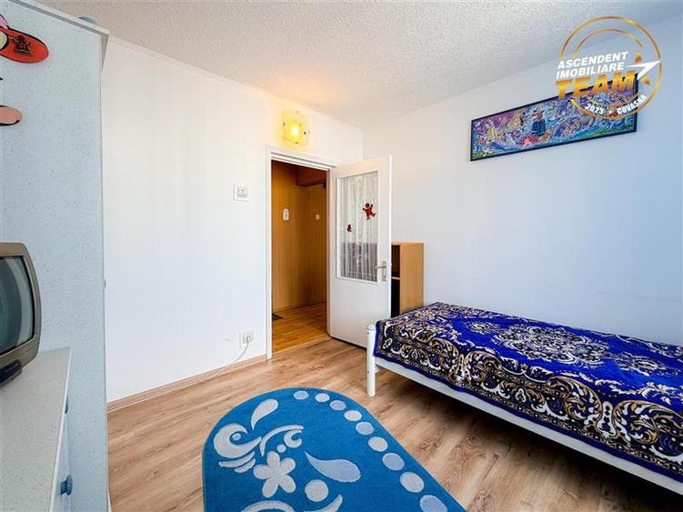 Apartament cu 3 camere nedecomandat în Gării