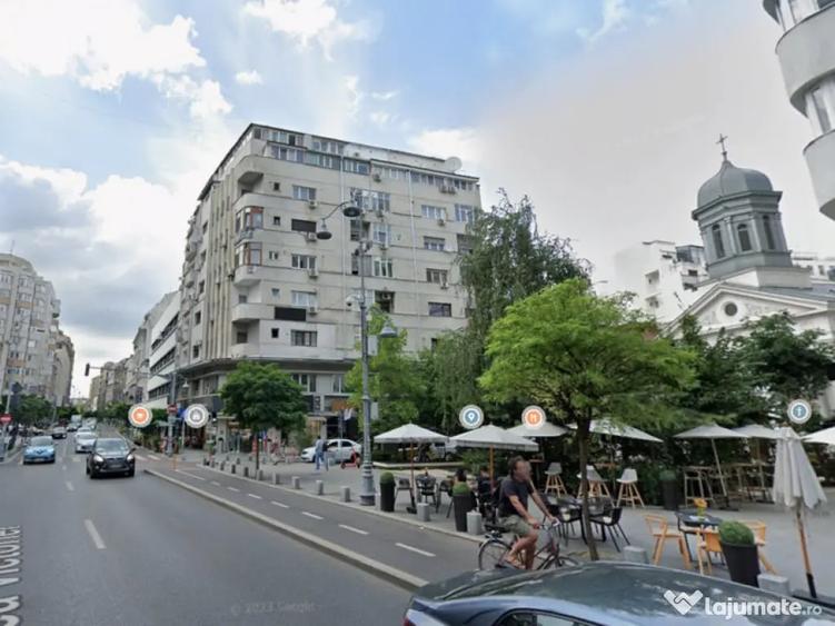 Apartament cu 3 camere decomandat în Calea Victoriei