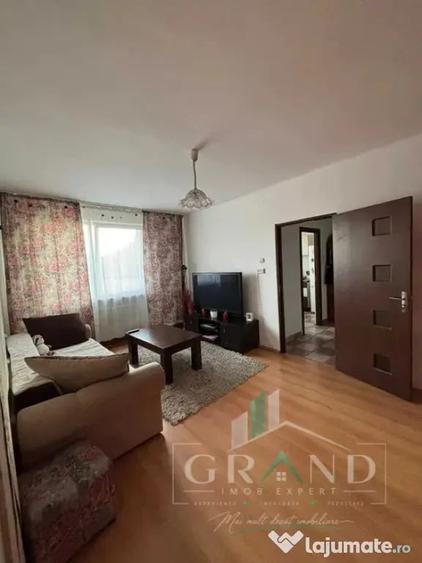 Apartament cu 2 camere semidecomandat în Semicentral