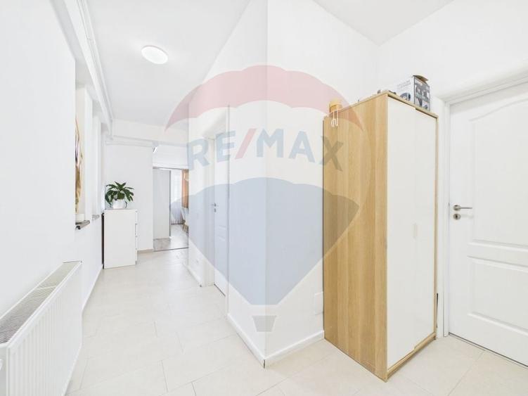 Apartament cu 3 camere decomandat, mobilat în Bucureștii Noi