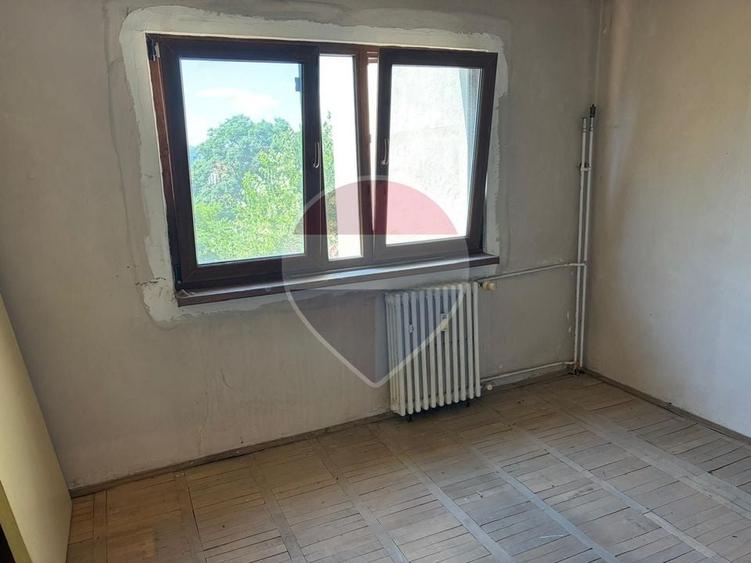 Apartament cu 2 camere în Tomis III