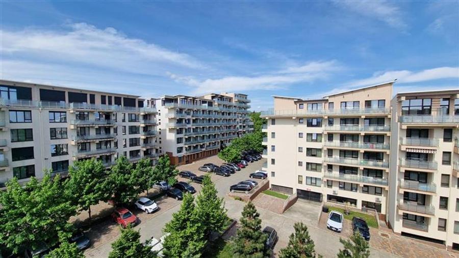 Penthouse cu 3 camere decomandat, mobilat în Copou