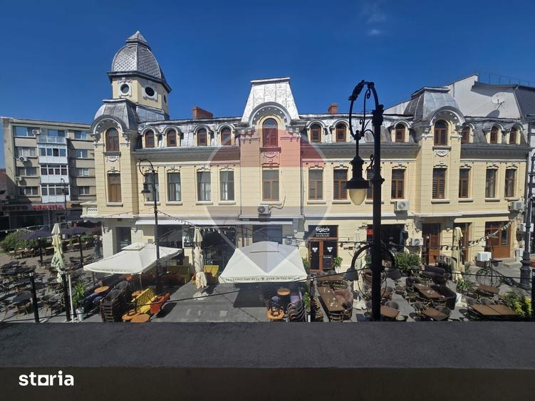Apartament cu 6 camere semidecomandat în Ultracentral