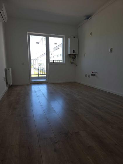 Apartament cu 2 camere nedecomandat în Florești