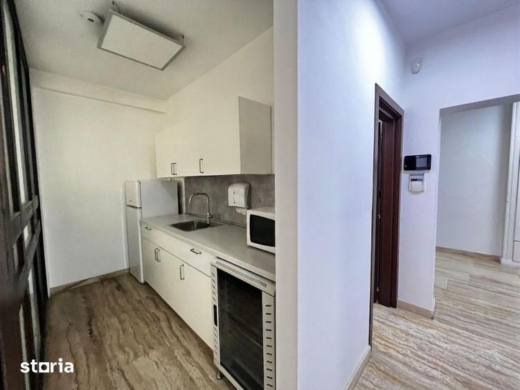 Apartament cu 4 camere în Aviatorilor