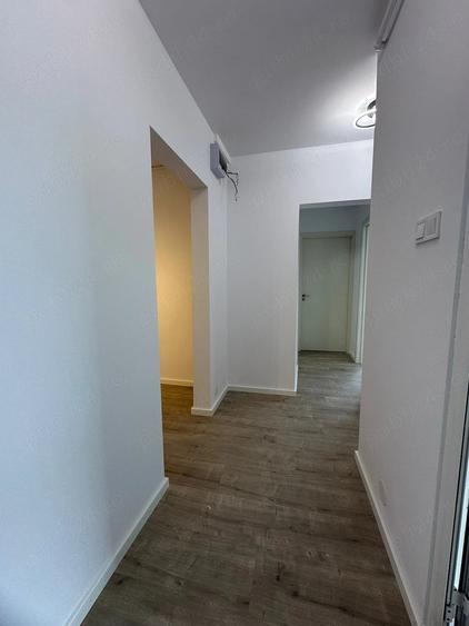 Apartament cu 3 camere decomandat în Unirii
