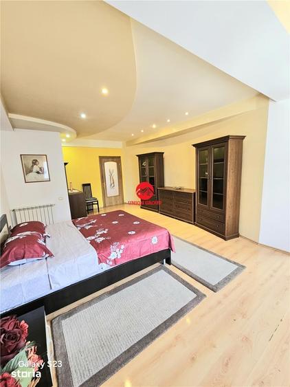 Apartament cu 3 camere în Central