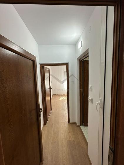 Apartament cu 3 camere decomandat în Dacia
