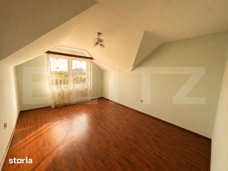 Apartament cu 5 camere în Central