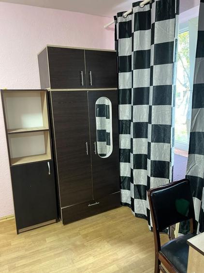 Apartament cu 2 camere semidecomandat în Exterior Vest