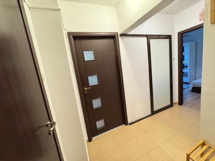 Apartament cu 2 camere decomandat în Berceni