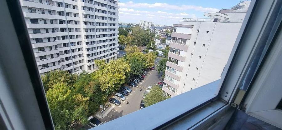 Garsonieră decomandată în Militari