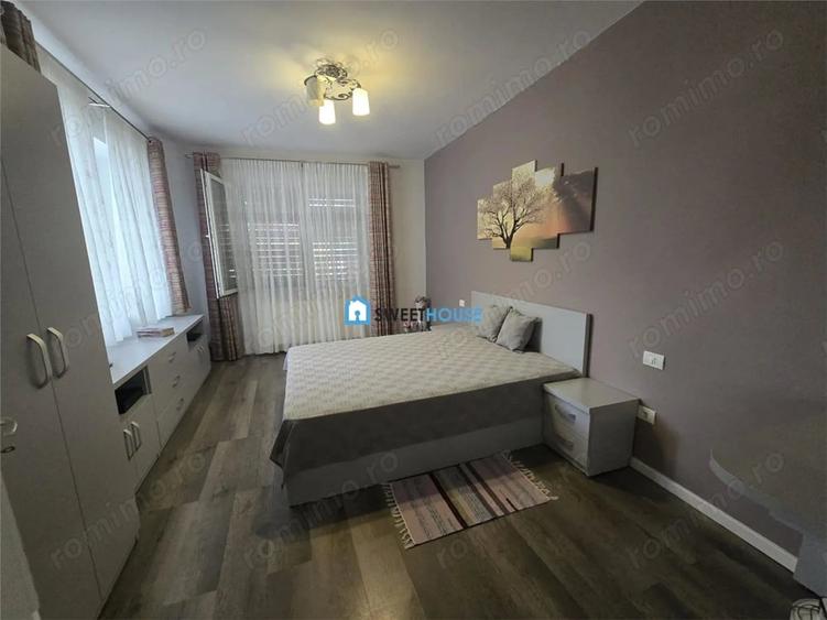 Casă cu 5 camere cu Teren 1600 Mp în Șinca