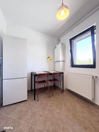 Apartament cu 2 camere, mobilat în Central
