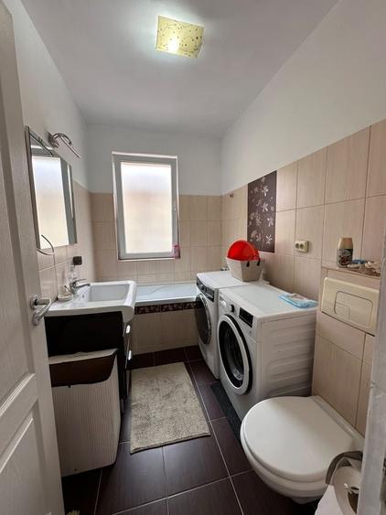 Apartament cu 2 camere decomandat în Florești