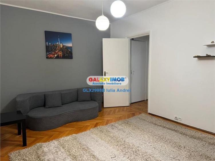 Apartament cu 2 camere semidecomandat, mobilat în 1 Mai