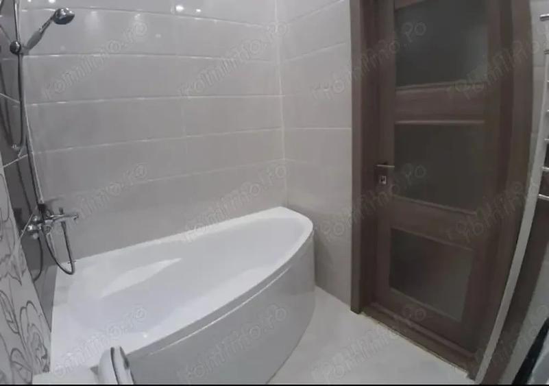 Garsonieră decomandată în Soarelui